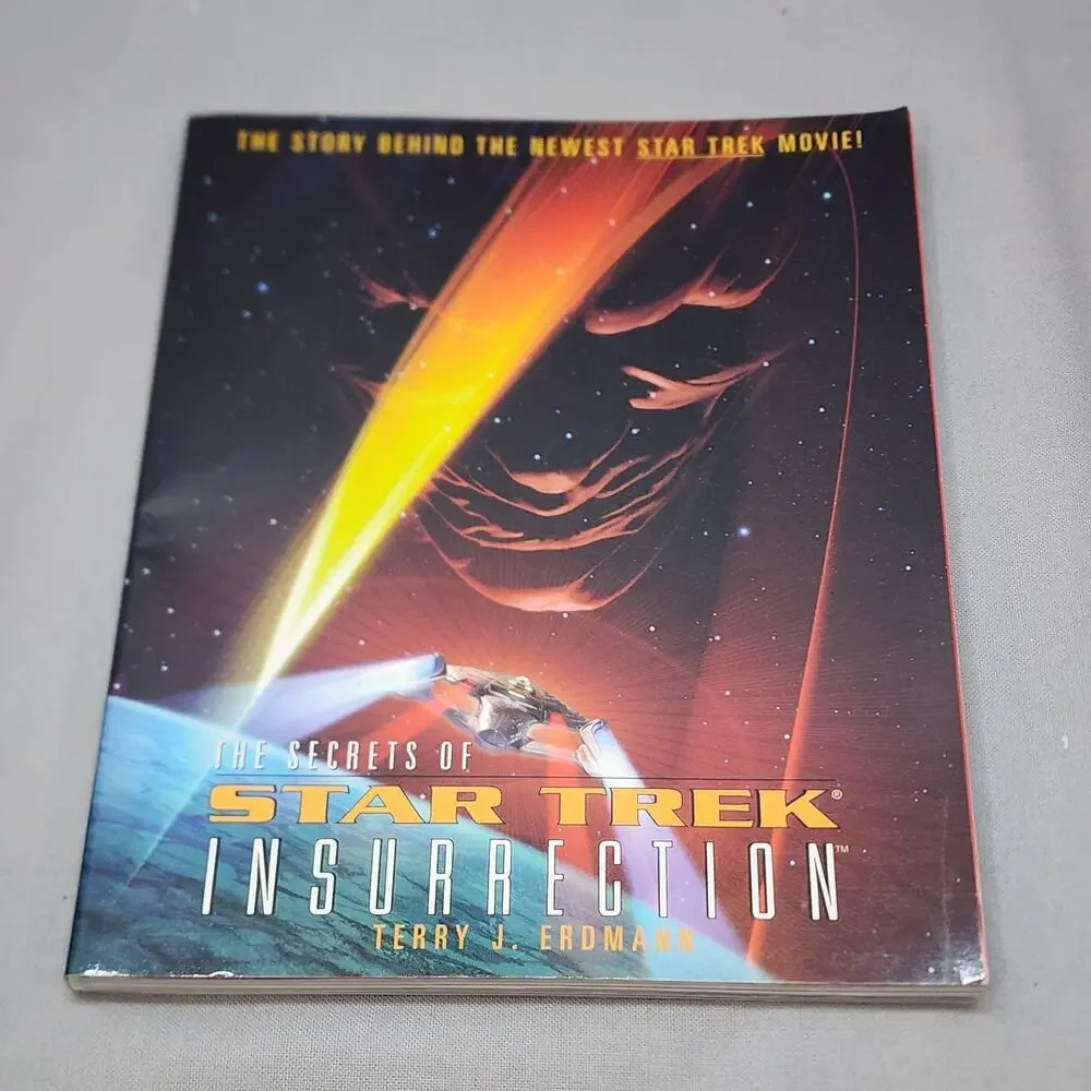 The‎ Secrets of Star Trek: Insurrection Star Trek: the Next - VERY GOOD
